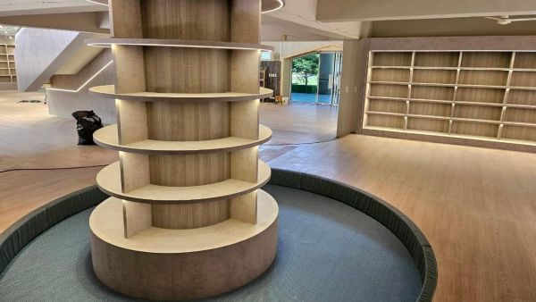 左營明德國小圖書館